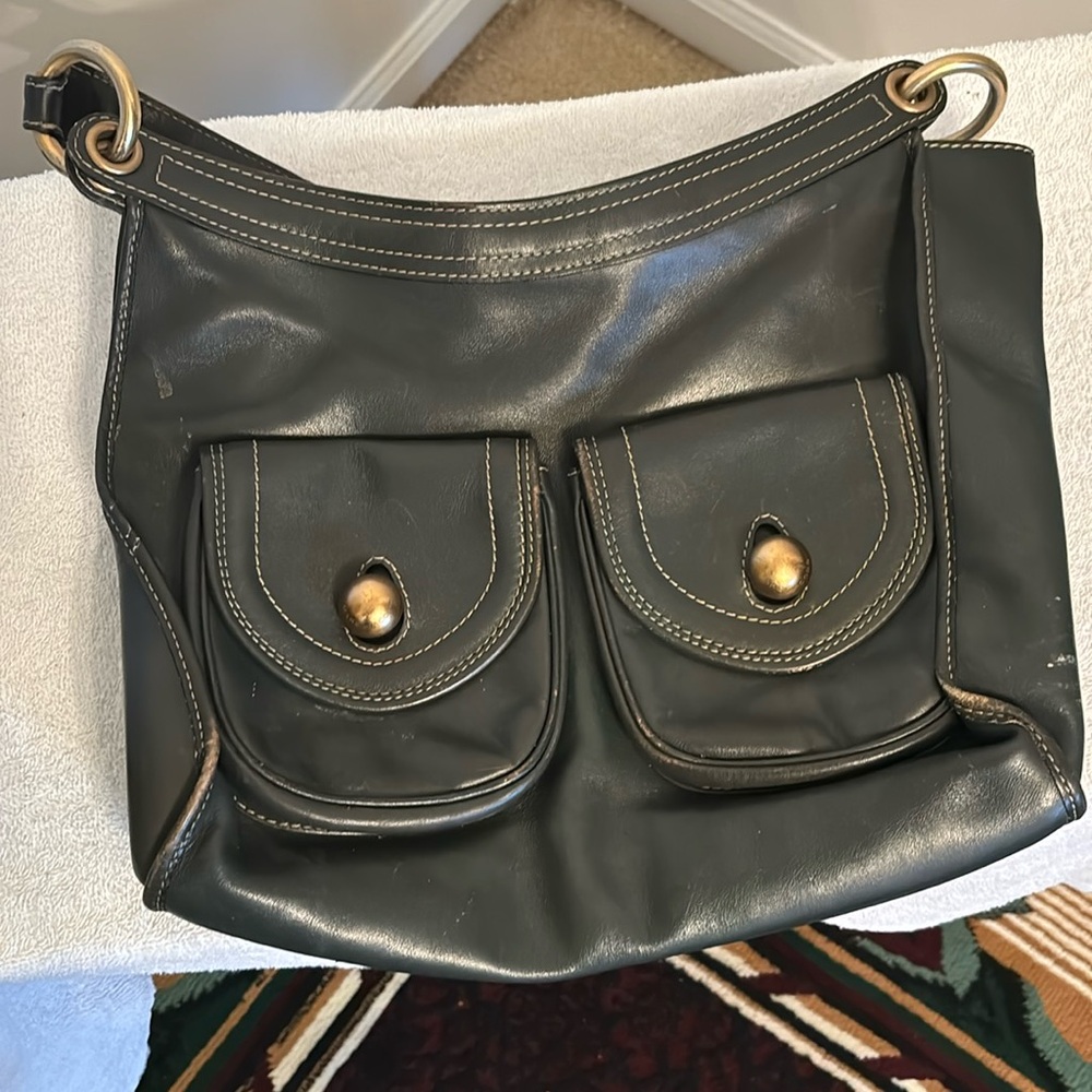 Marc Jacob purse Blue with White stitching.